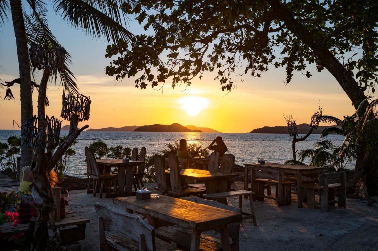 Banana Sunset - Bar & Bungalows Koh Mak Exterior foto