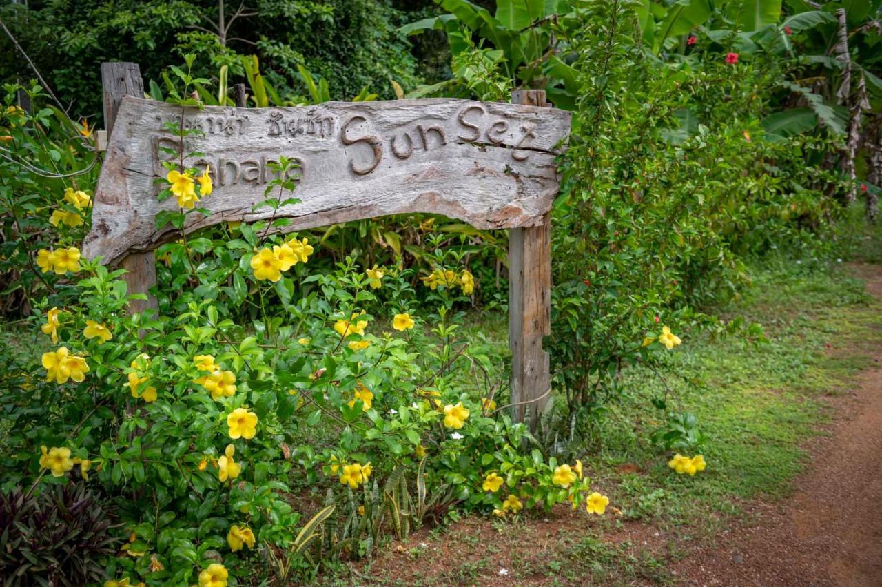 Banana Sunset - Bar & Bungalows Koh Mak Exterior foto